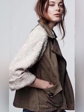ANTHROPOLOGIE HEI HEI SEQUIN SLEEVE CARGO UTILTY JACKET, SIZE S.